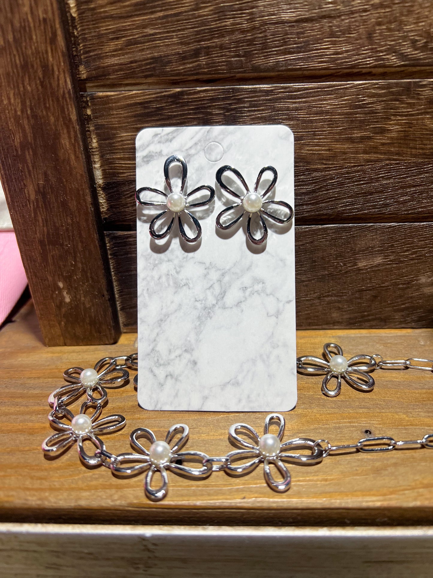 Silver Pearl Centered Flower Earrings
