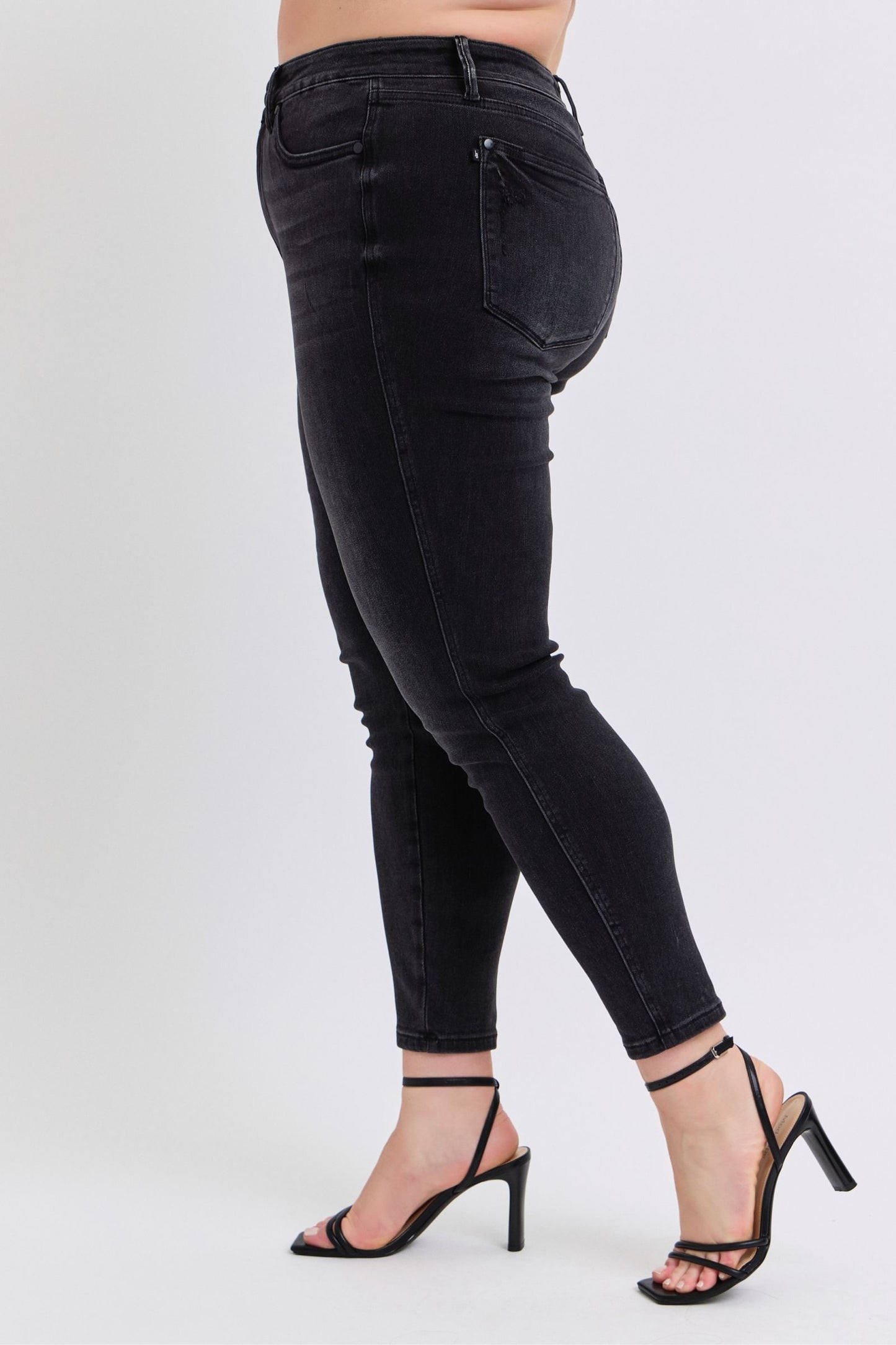 Judy Blue Roxie Mid Rise Tummy Control Black Skinny Jeans (JB 88878)