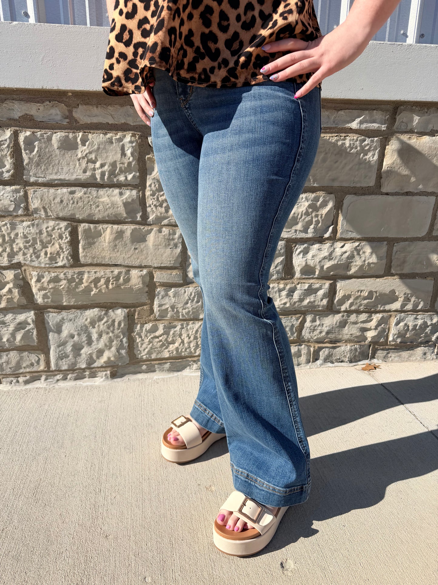 Judy Blue Penny Petite High Rise Flare Jeans (JB 881018)
