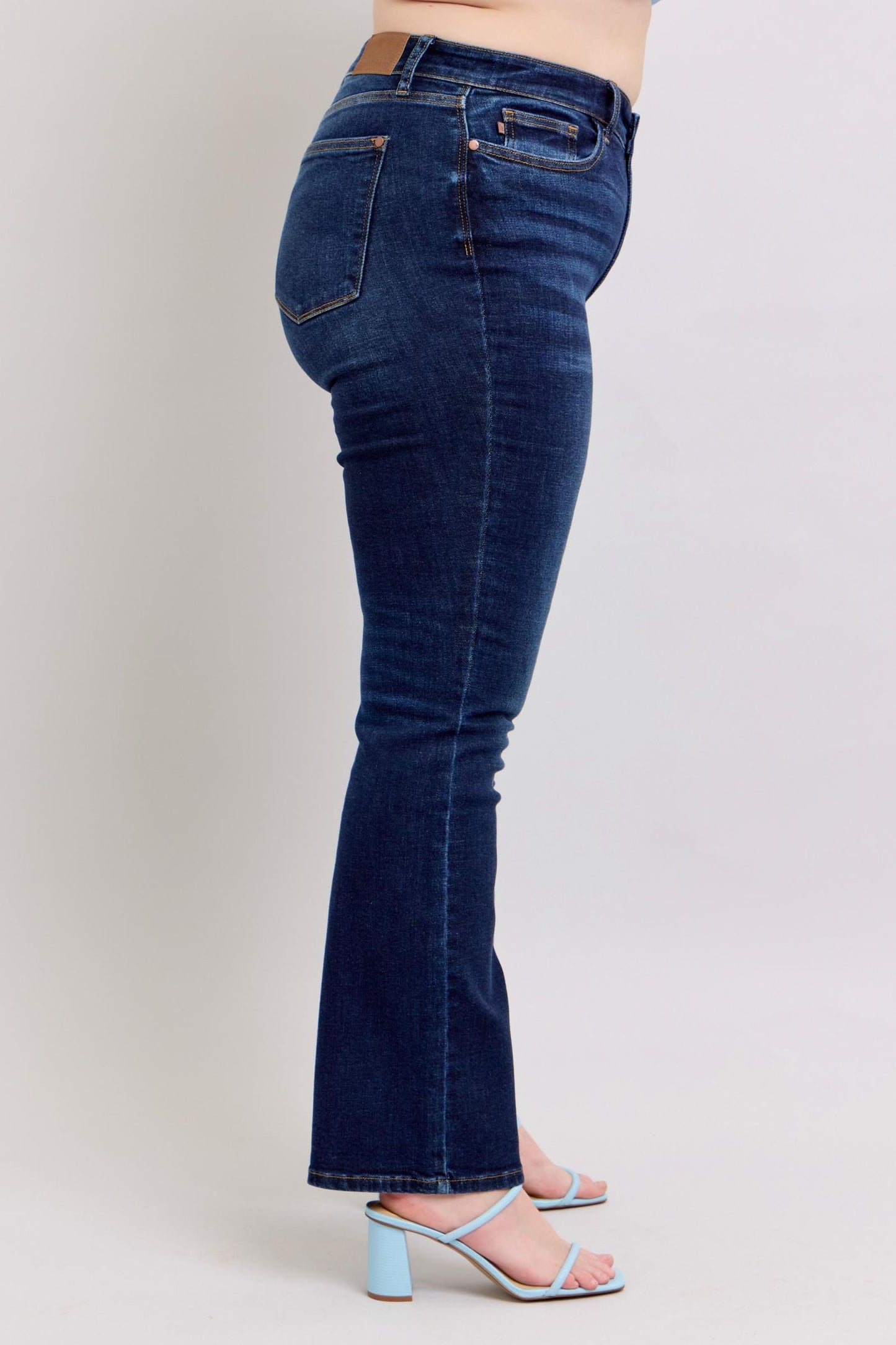 Judy Blue Becky Basic Bootcut Jeans (JB 82586)