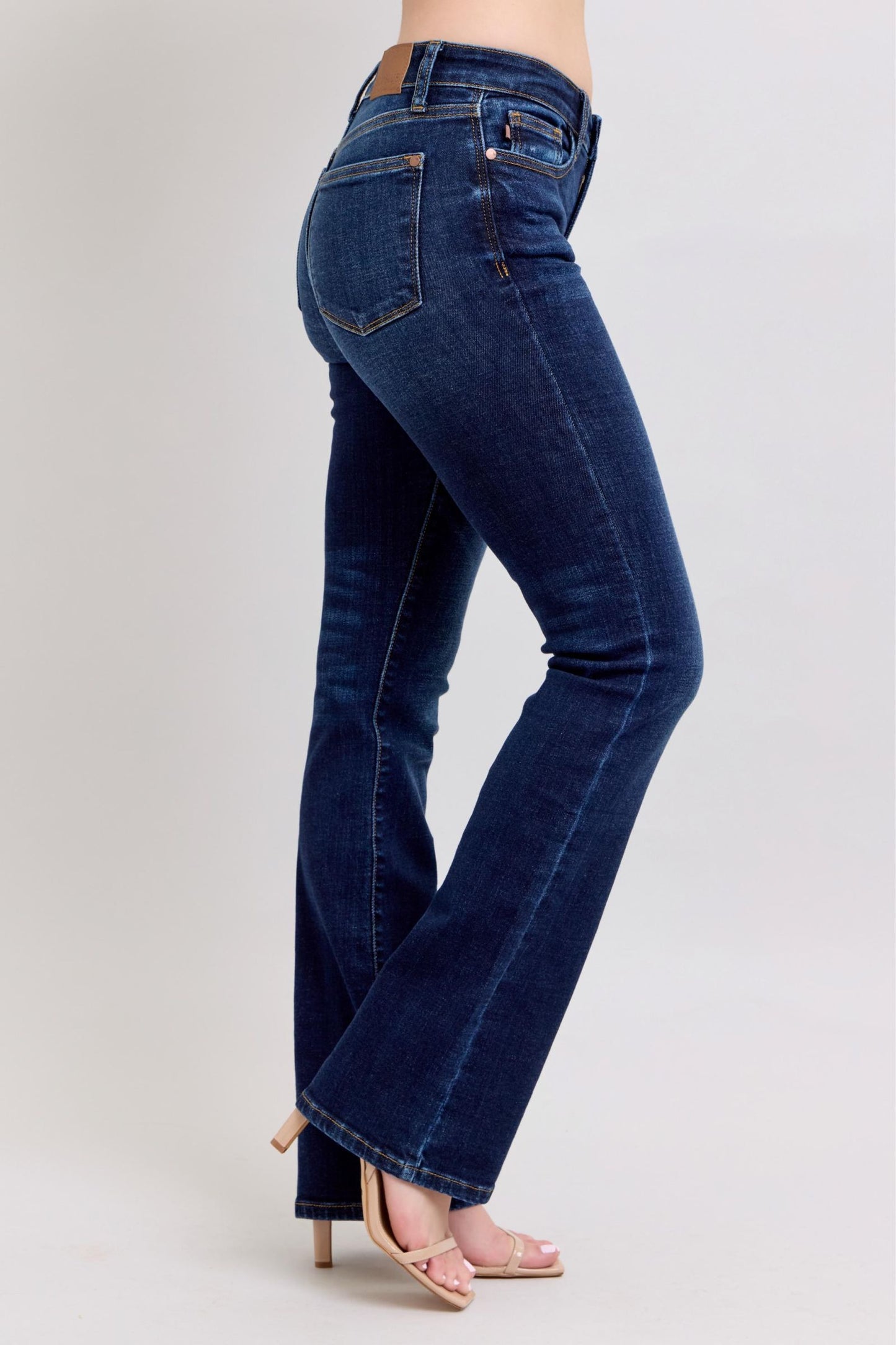 Judy Blue Becky Basic Bootcut Jeans (JB 82586)