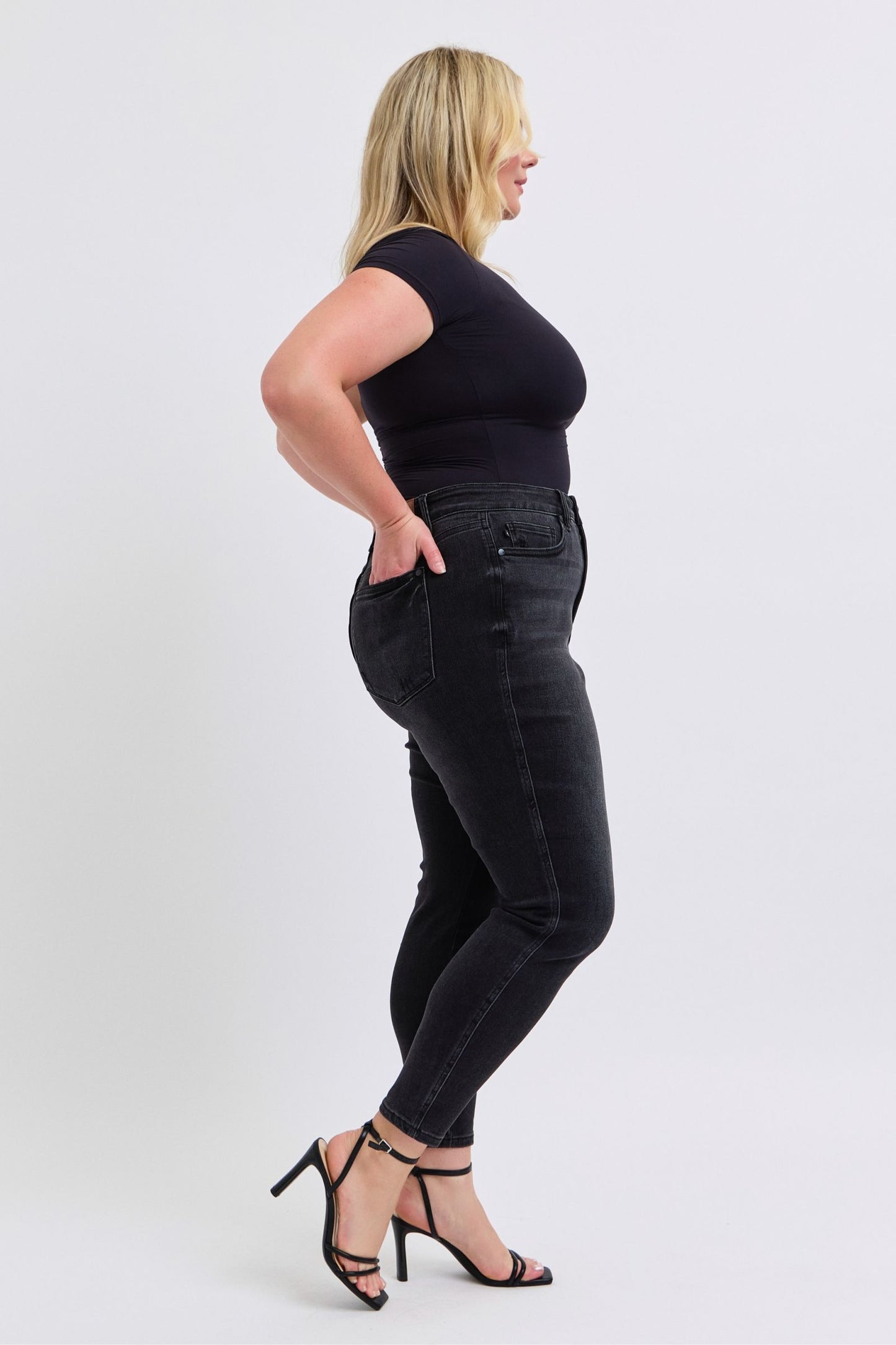Judy Blue Roxie Mid Rise Tummy Control Black Skinny Jeans (JB 88878)