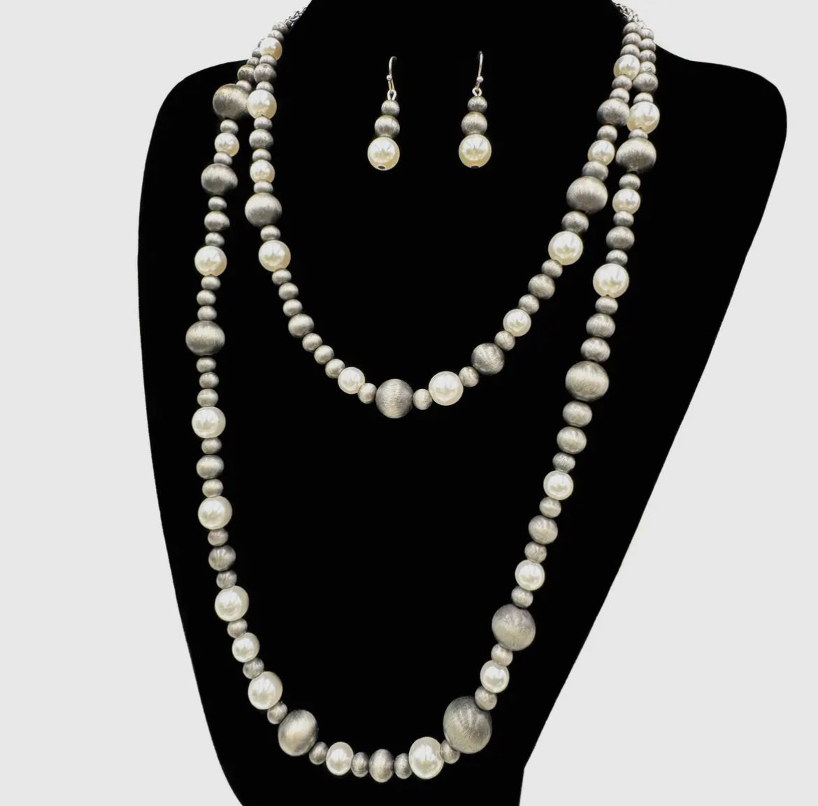 Desert Beads and Pearls Layered Necklace and Earrings Set