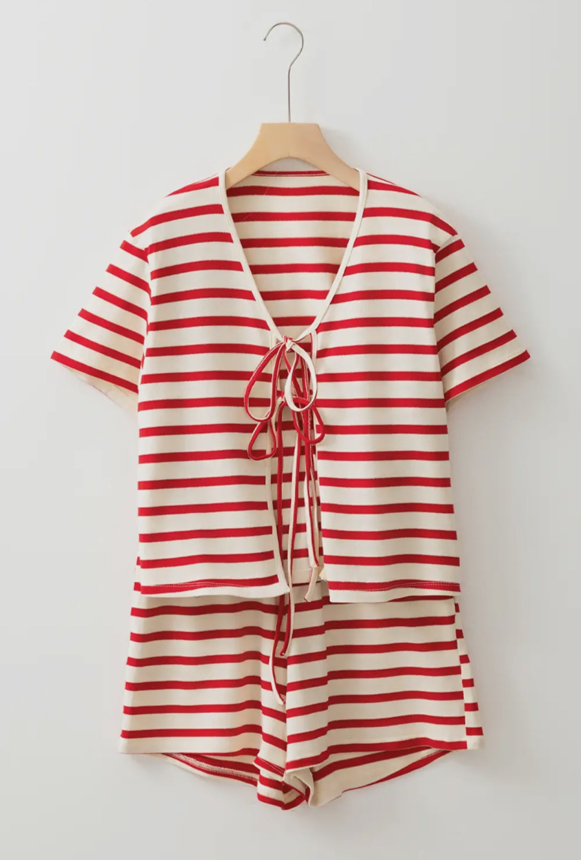 X-LARGE Red Stripe Bow Tie Set