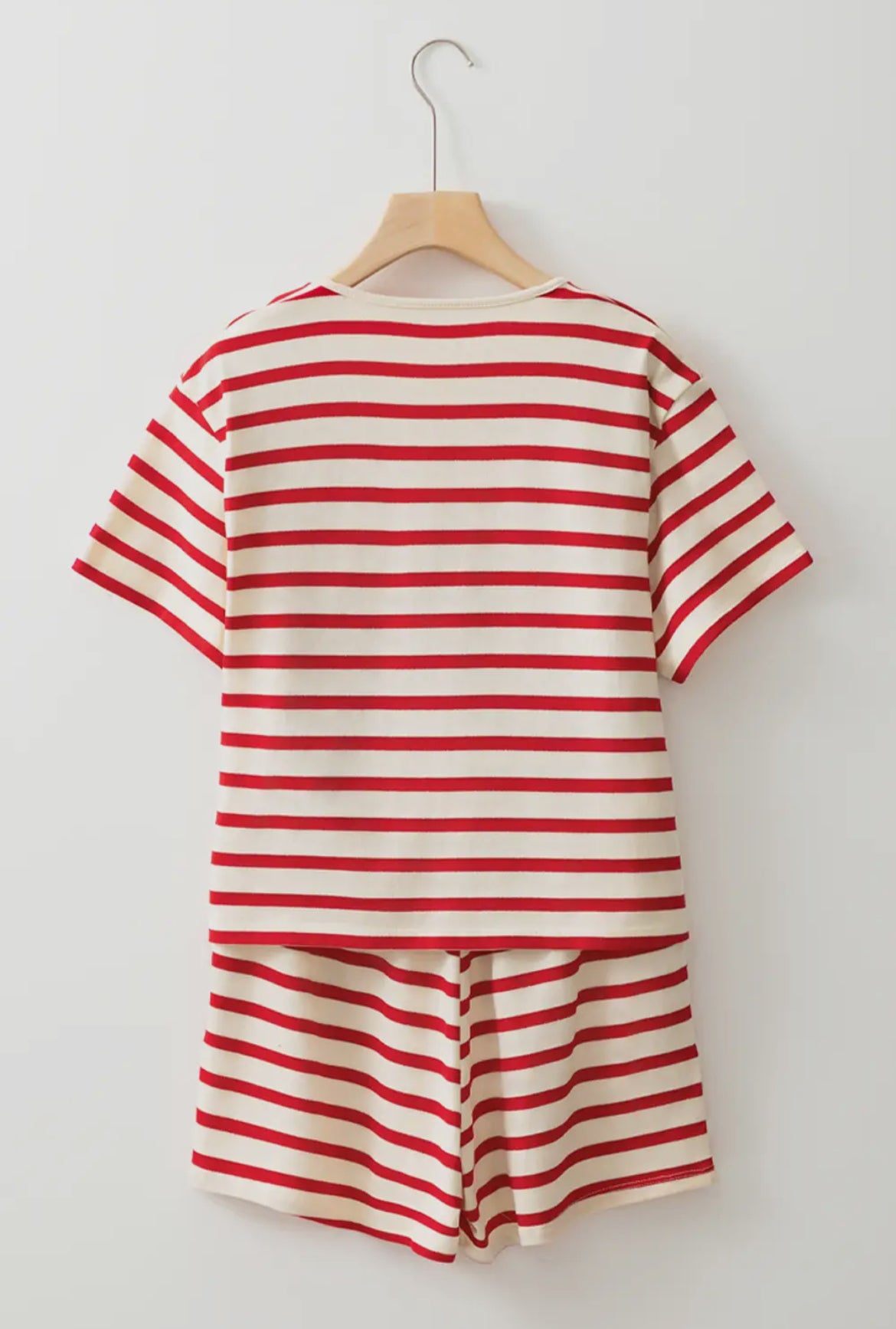 X-LARGE Red Stripe Bow Tie Set