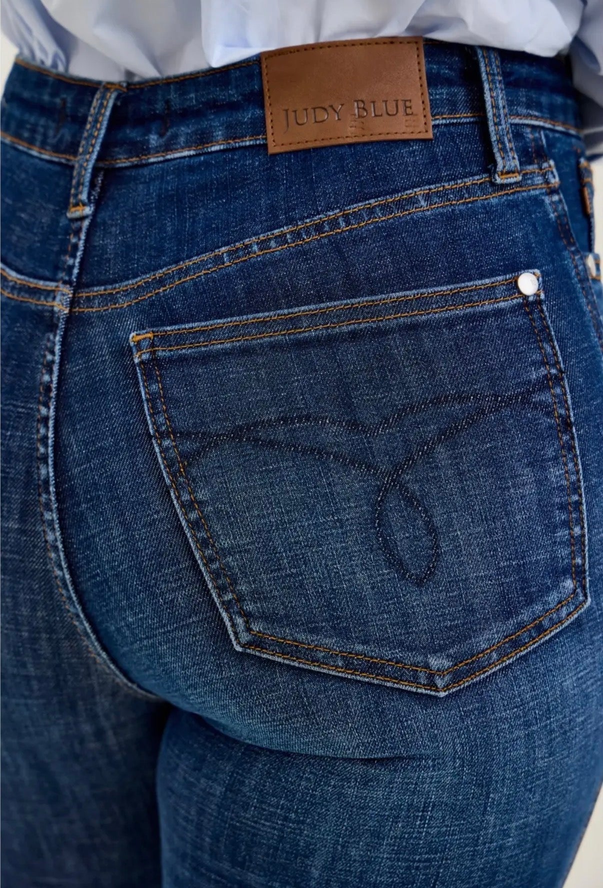 Judy Blue Charlotte High Rise Tummy Control Flare Jeans (JB 881188)