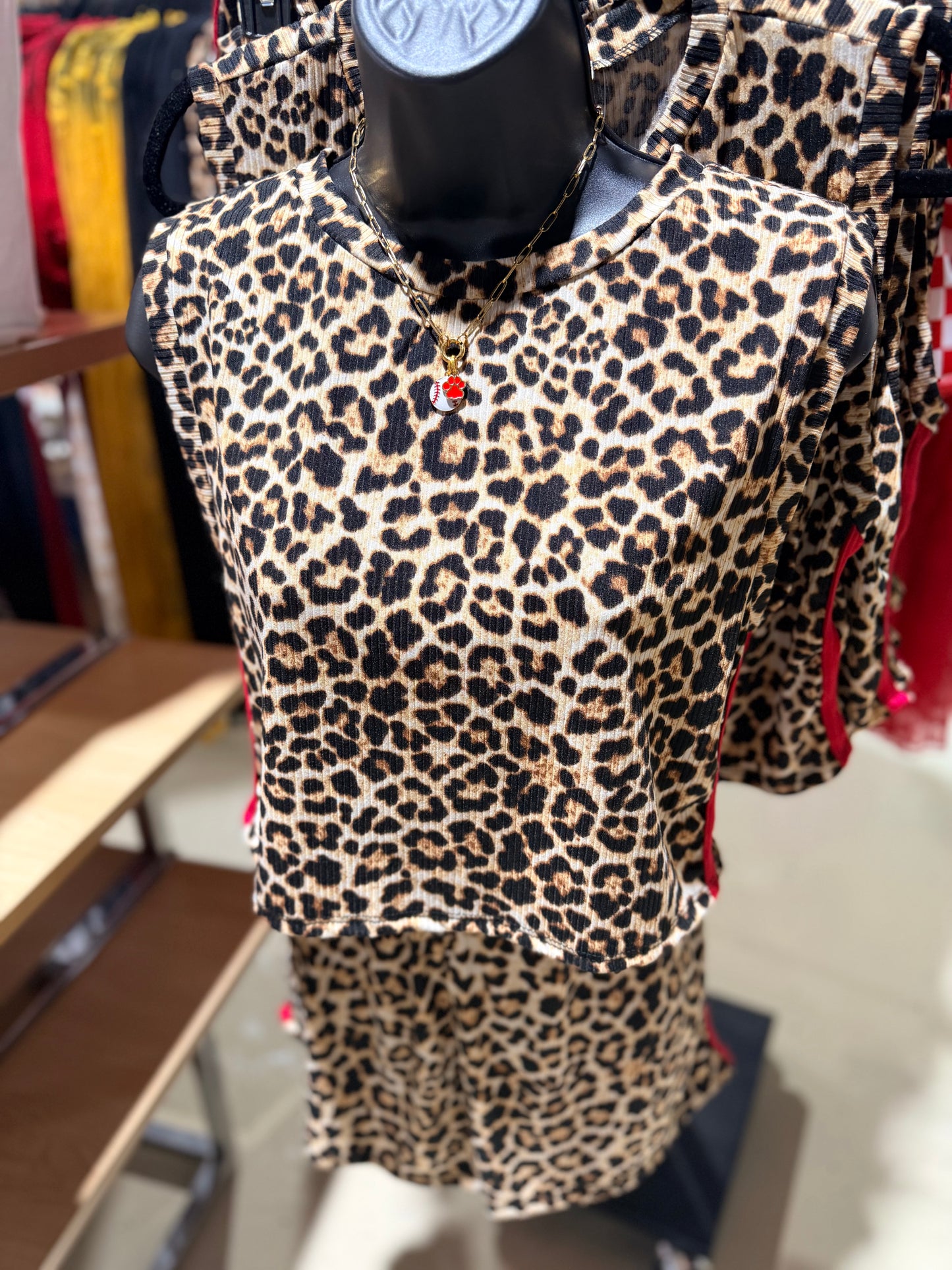 Red Stripe Leopard Set