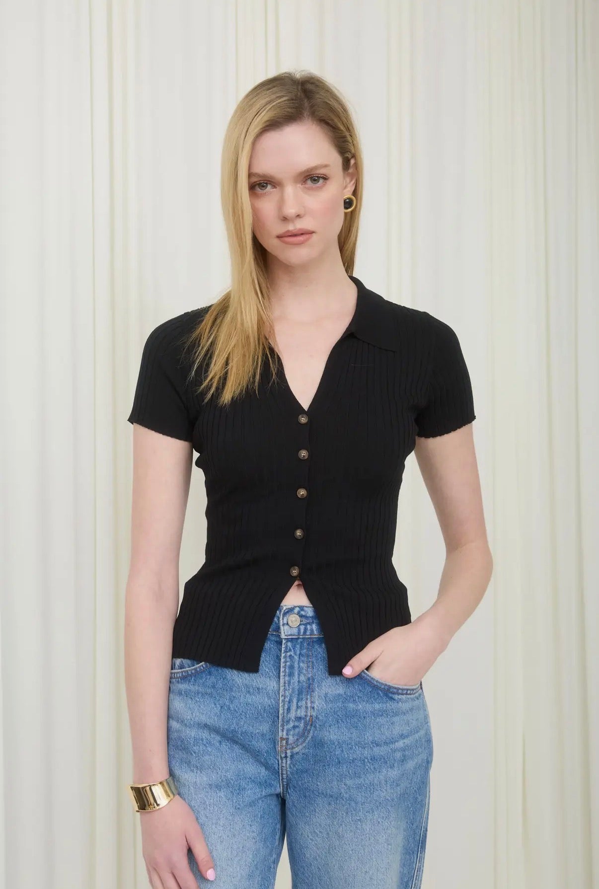 Black Ribbed Collared Short Sleeve Top