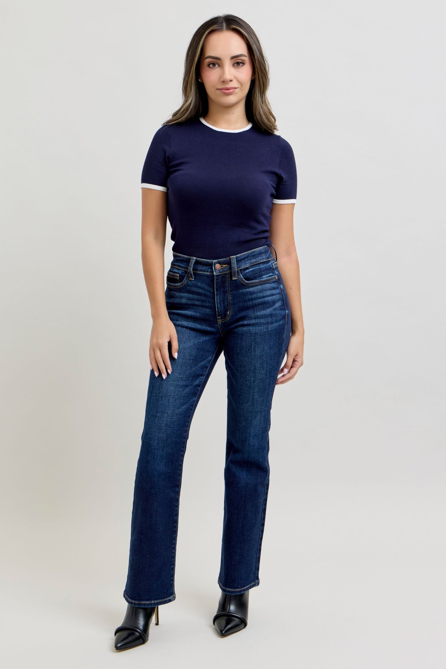 Judy Blue Petite Becky Basic Bootcut Jeans (JB 82586 PT)