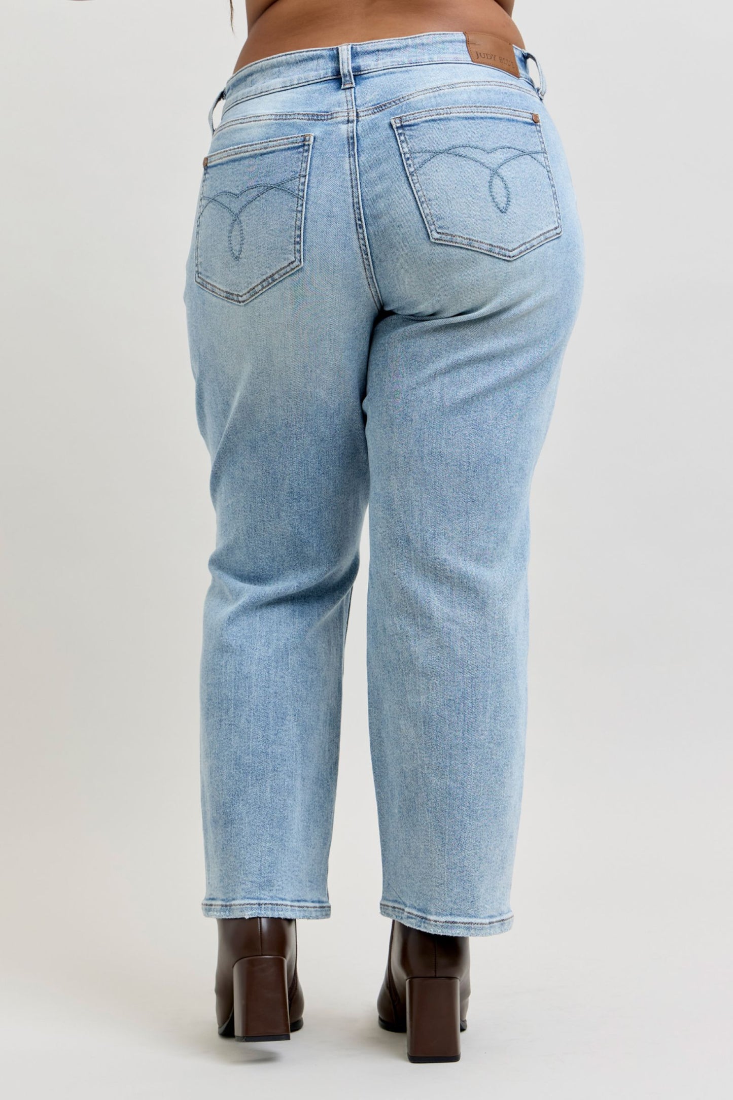 Judy Blue Blair Mid-Rise Petite Rigid Magic Straight Jeans (JB 881060)