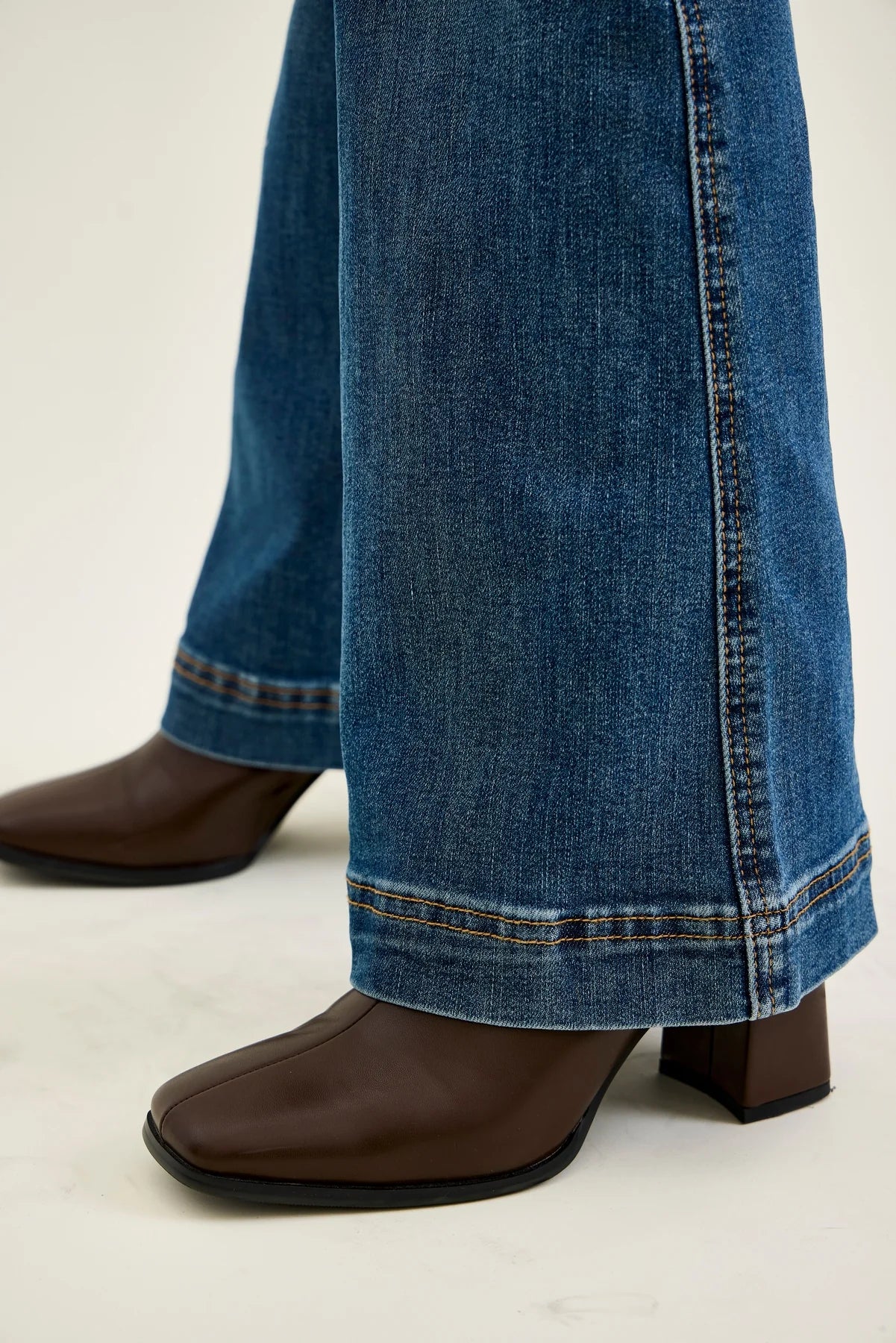 Judy Blue Penny Petite High Rise Flare Jeans (JB 881018)