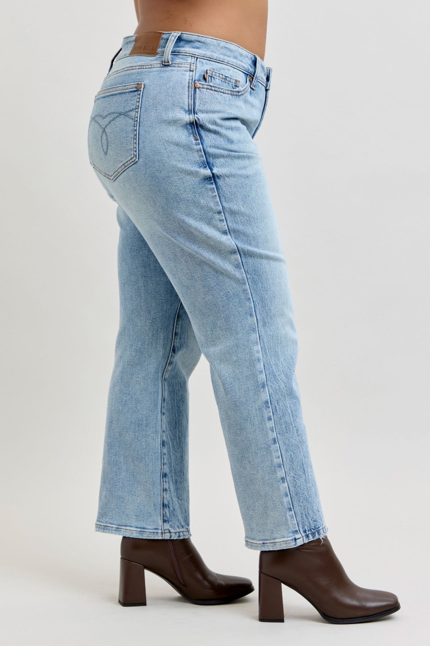Judy Blue Blair Mid-Rise Petite Rigid Magic Straight Jeans (JB 881060)