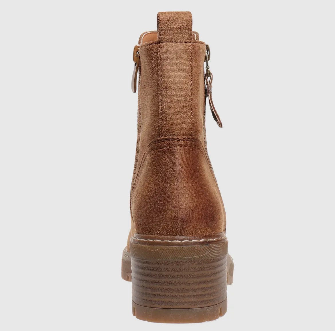 Everlee Tan Lug Sole Zip Boots
