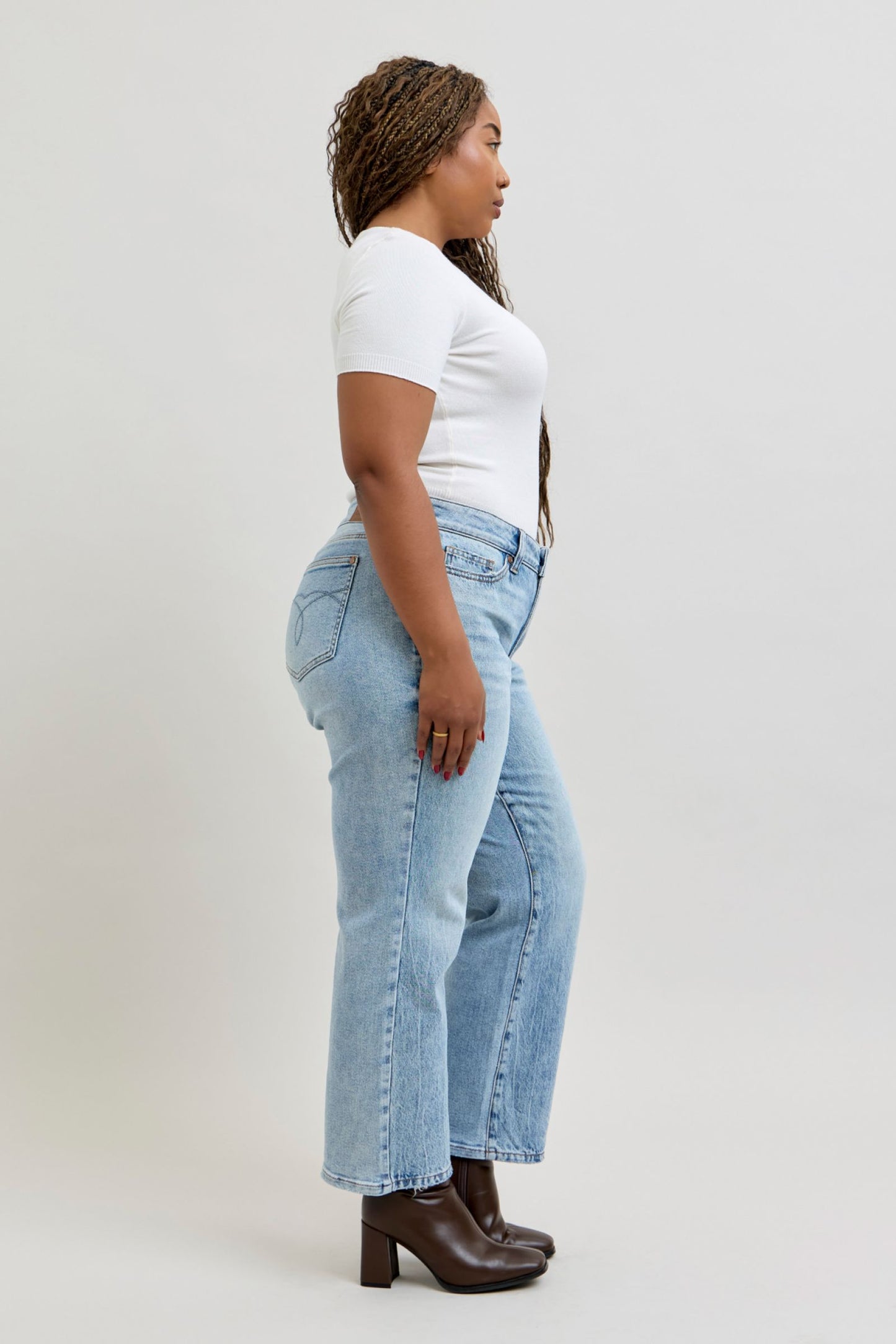 Judy Blue Blair Mid-Rise Petite Rigid Magic Straight Jeans (JB 881060)