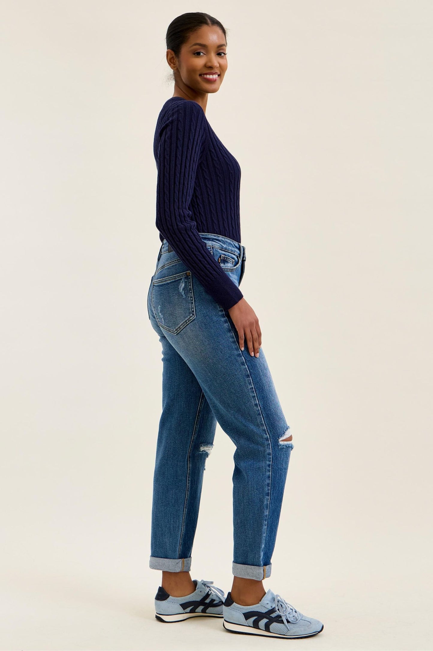 Judy Blue Billie High Rise Boyfriend Fit Jeans (JB 881189)