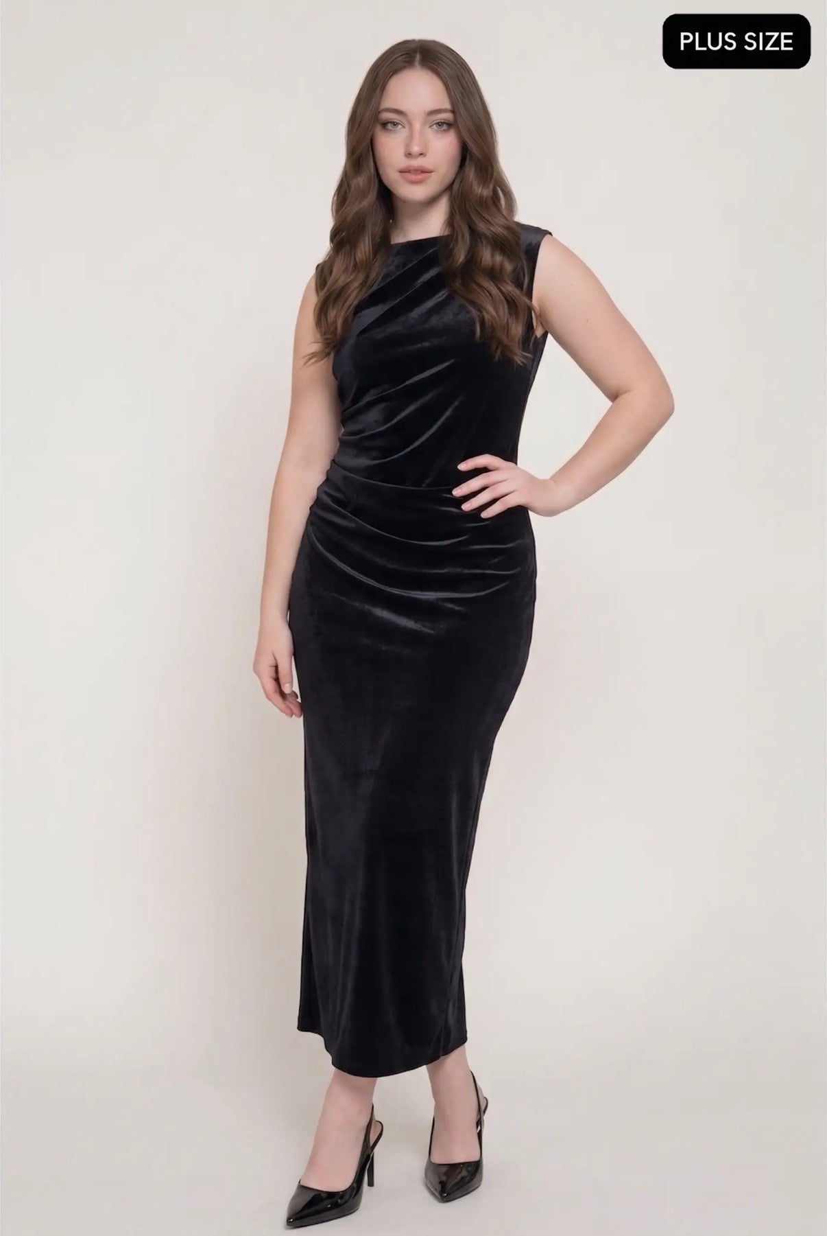 Black Sleeveless Ruched Velvet Dress