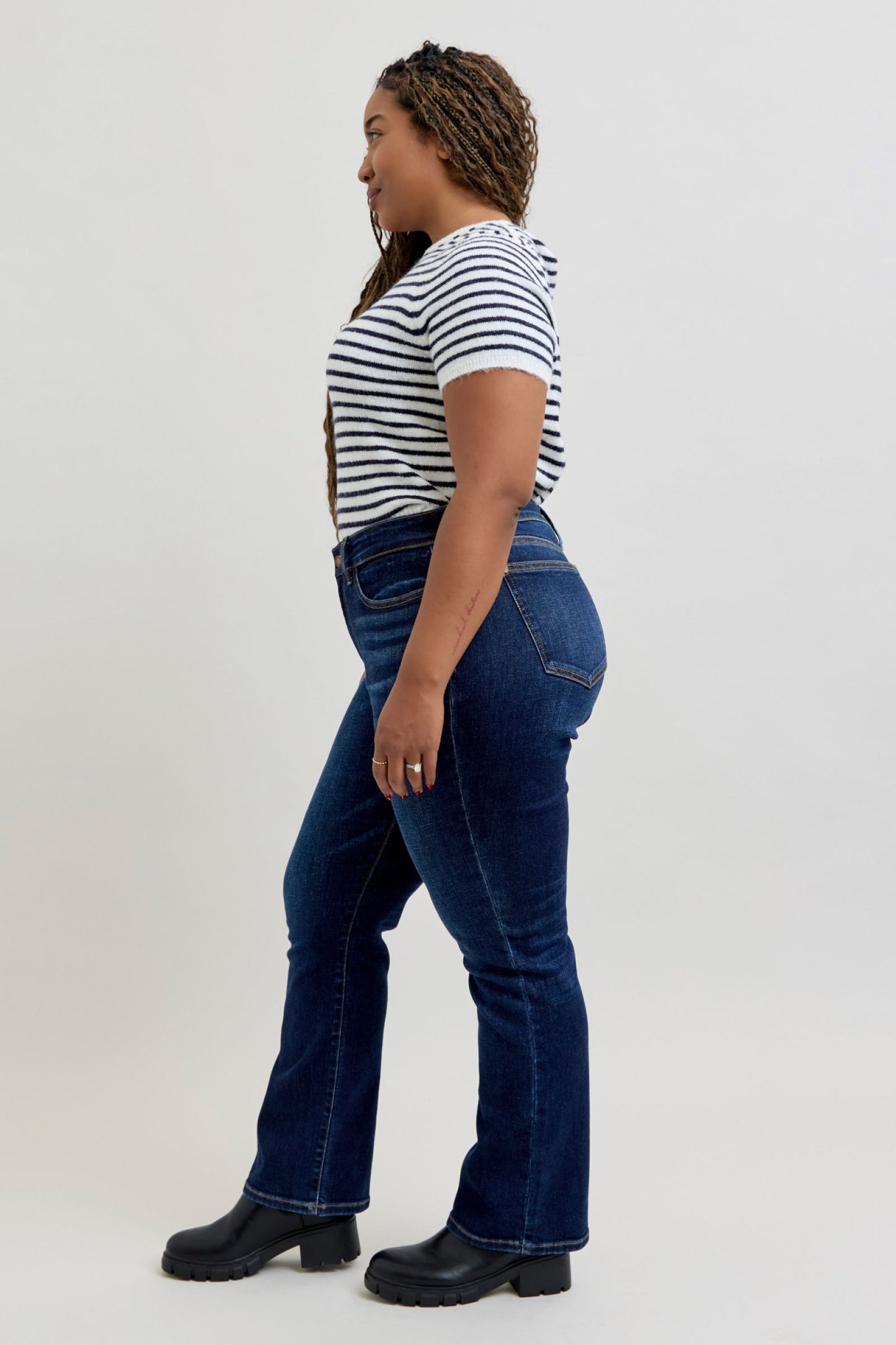 Judy Blue Petite Becky Basic Bootcut Jeans (JB 82586 PT)