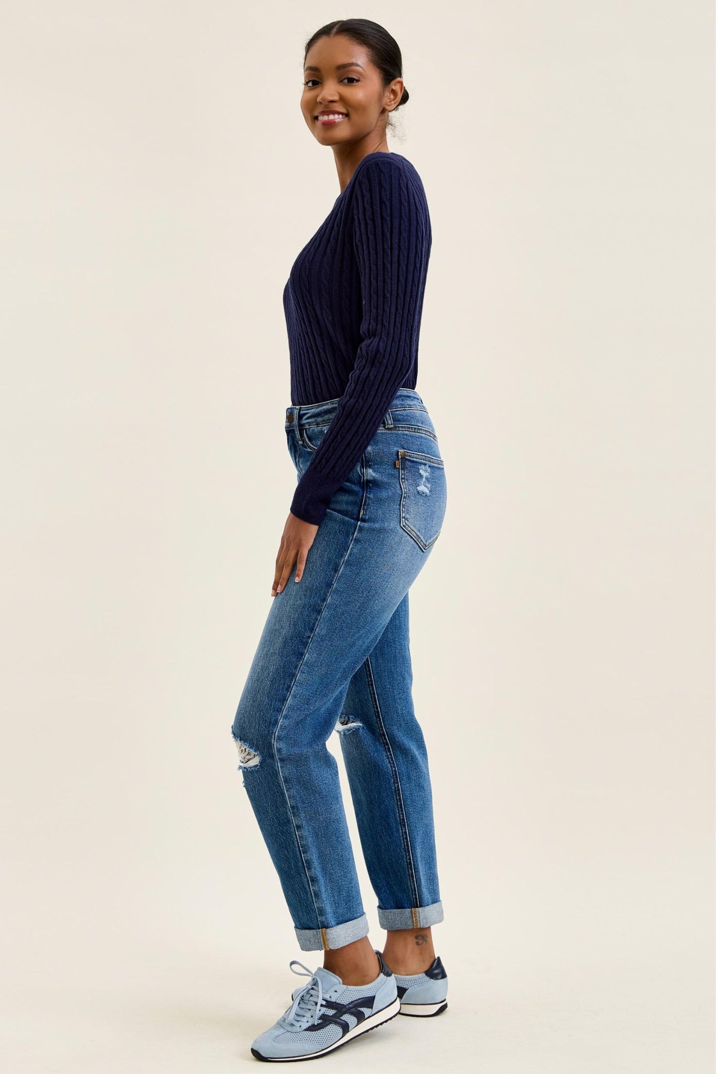 Judy Blue Billie High Rise Boyfriend Fit Jeans (JB 881189)