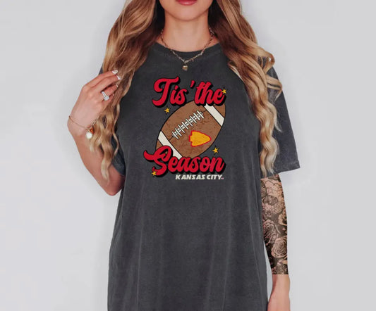‘Tis the Season KC Comfort Colors Tee
