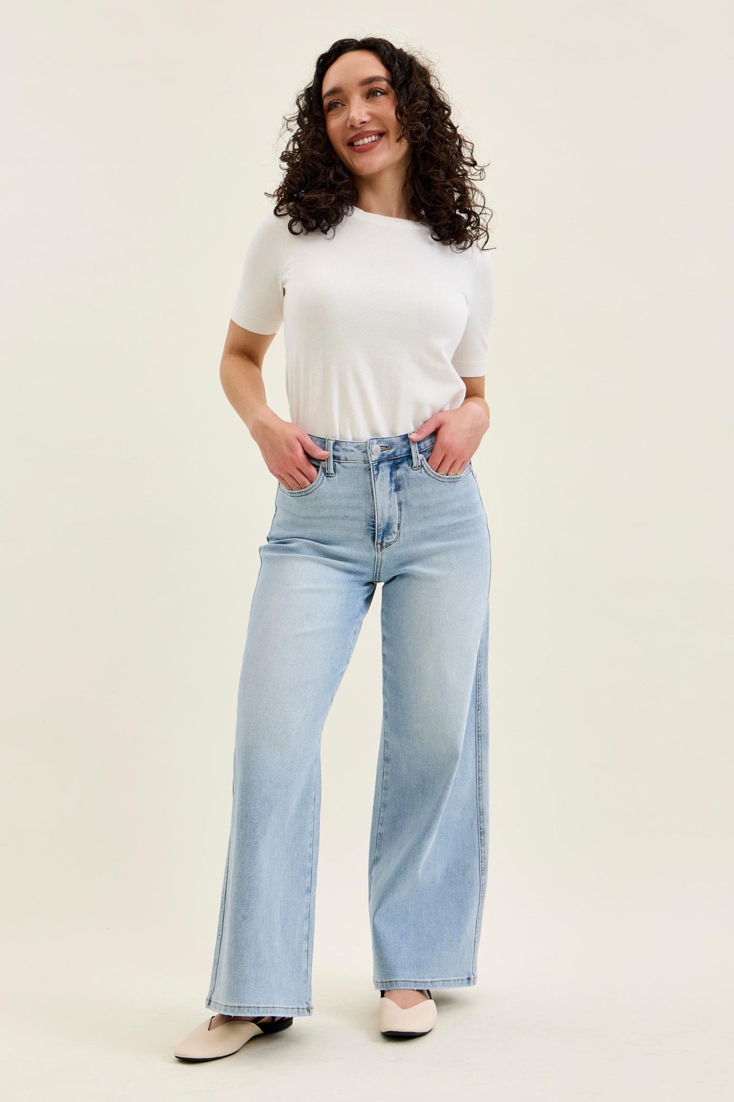 Judy Blue Renee Petite High Rise Retro Wide Jeans (JB 881128)