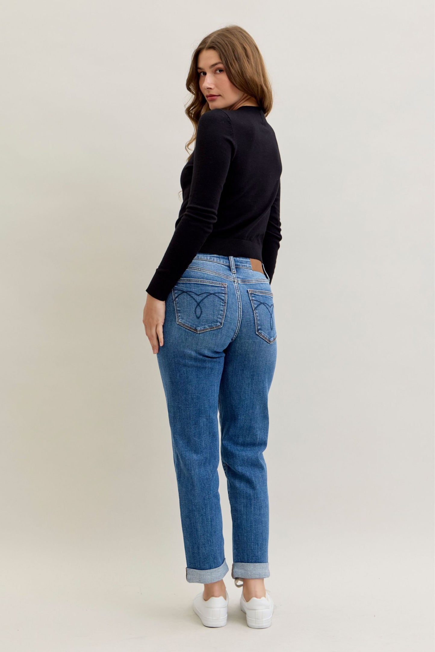 Judy Blue Heather Mid-Rise Boyfriend Fit Jeans (JB 82685)