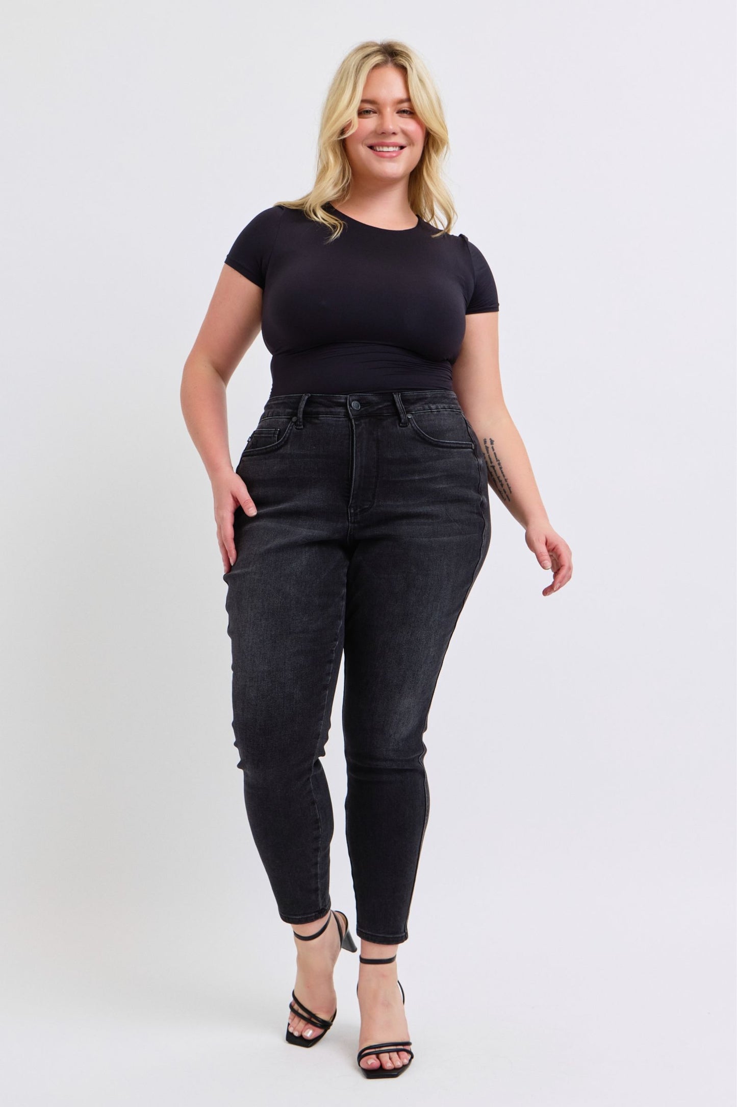 Judy Blue Roxie Mid Rise Tummy Control Black Skinny Jeans (JB 88878)