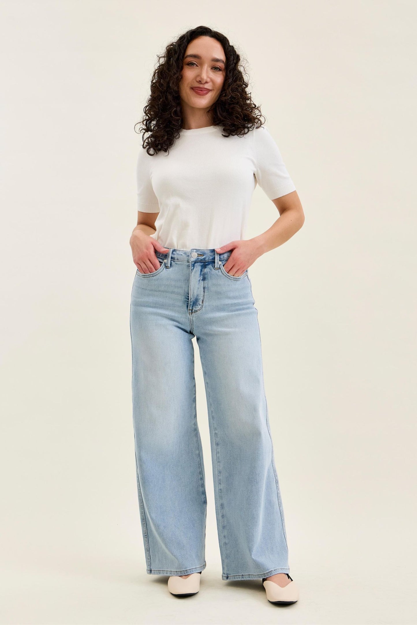 Judy Blue Renee Petite High Rise Retro Wide Jeans (JB 881128)