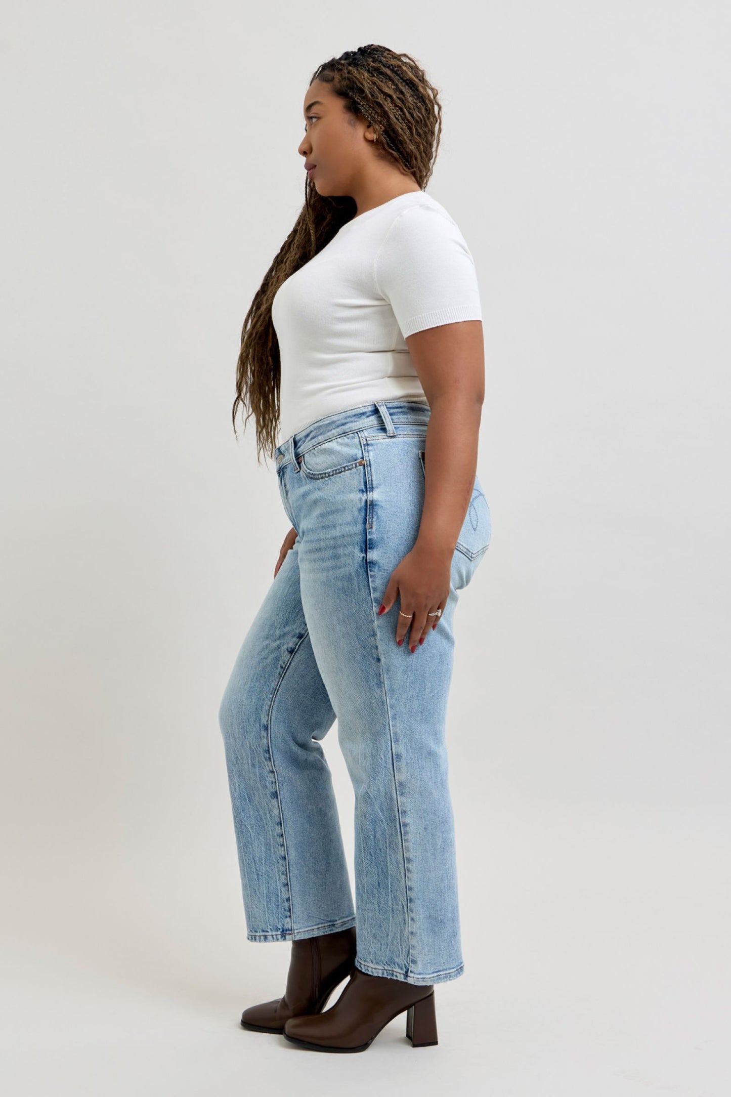 Judy Blue Blair Mid-Rise Petite Rigid Magic Straight Jeans (JB 881060)
