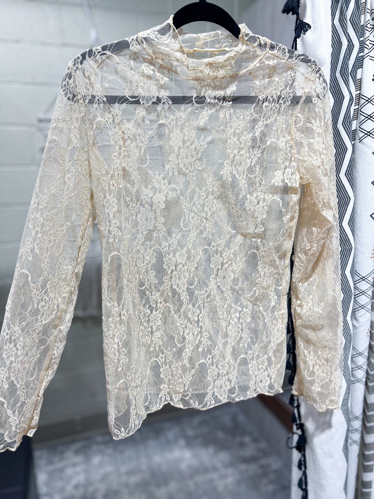 Cream Lace Long Sleeve Top
