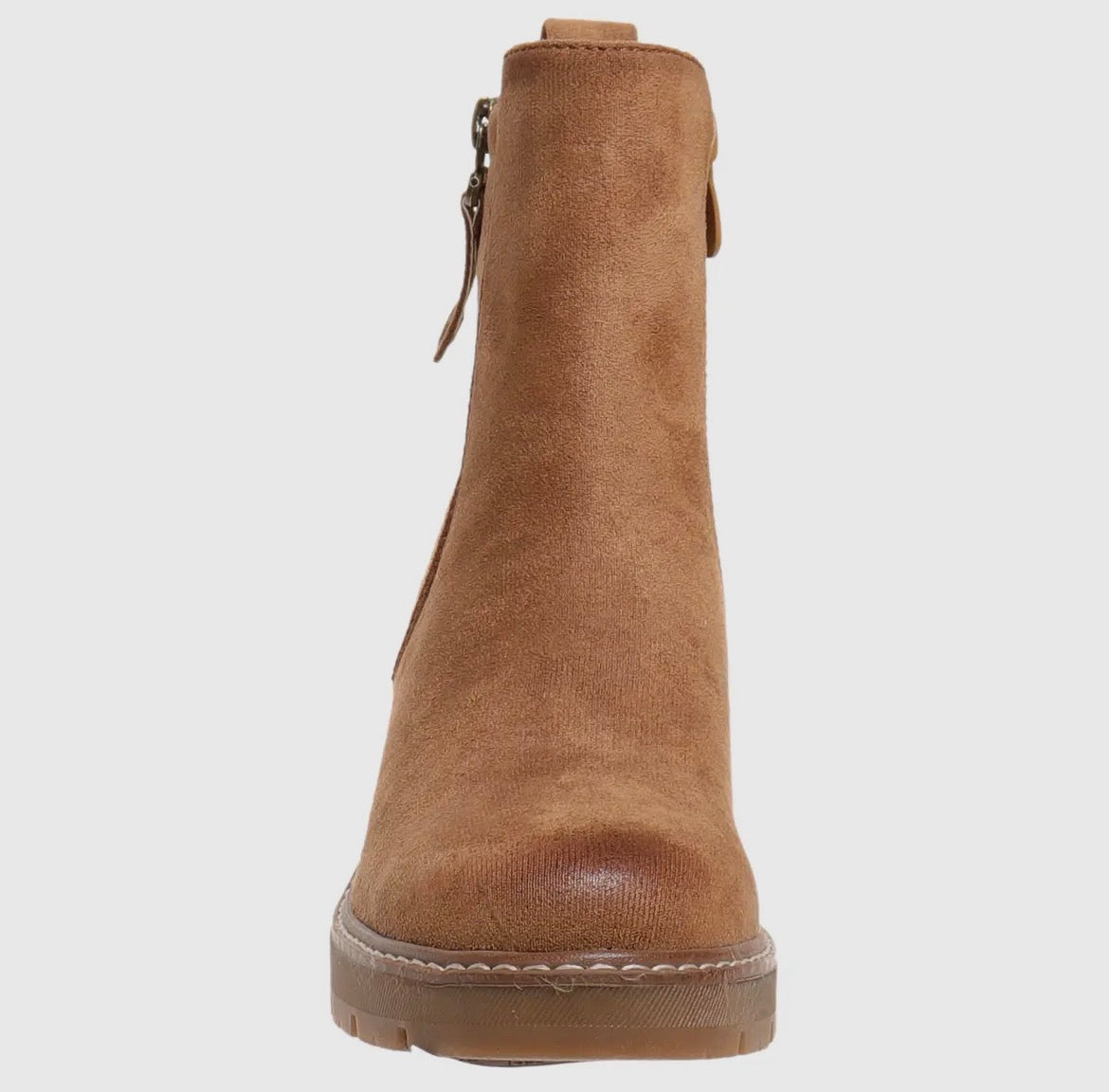 Everlee Tan Lug Sole Zip Boots