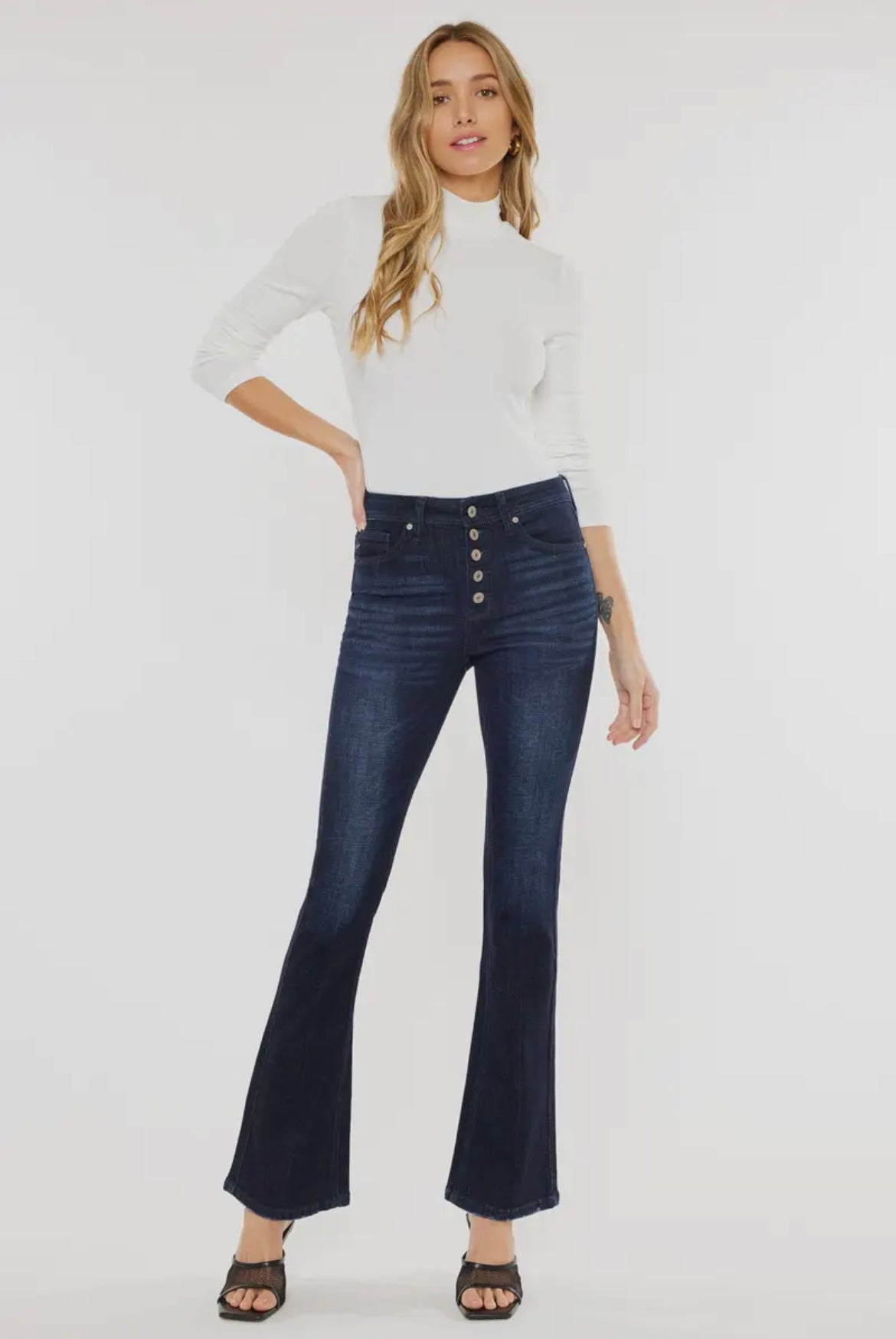 Kan Can Lydia Petite Mid-Rise Flare Jeans