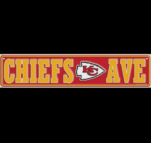 Chiefs Ave Small Street Sign