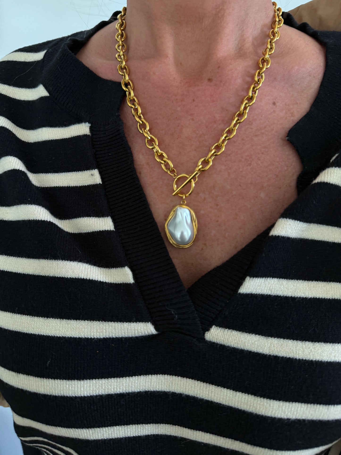 Chansuttpearls Gold Pearl Drop Necklace