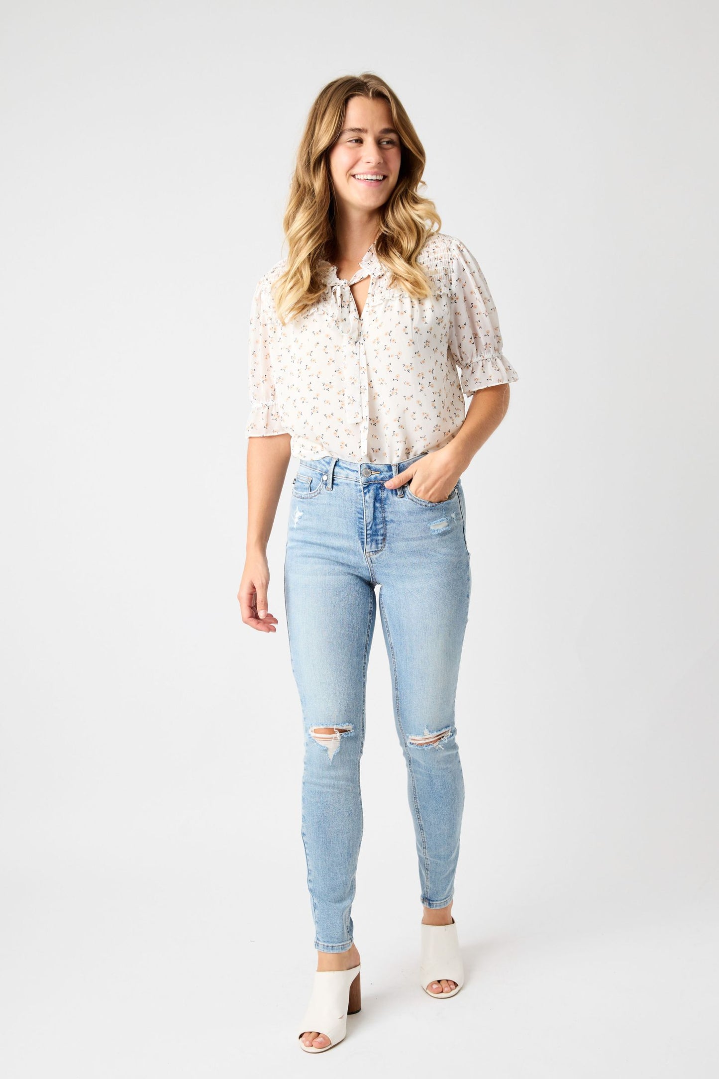 Judy Blue Allie Mid-Rise Tummy Control Jeans (JB 88797)