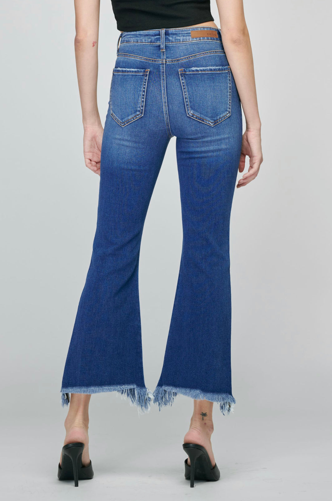Flared jeans with chain belt :: LICHI - Online fashion store