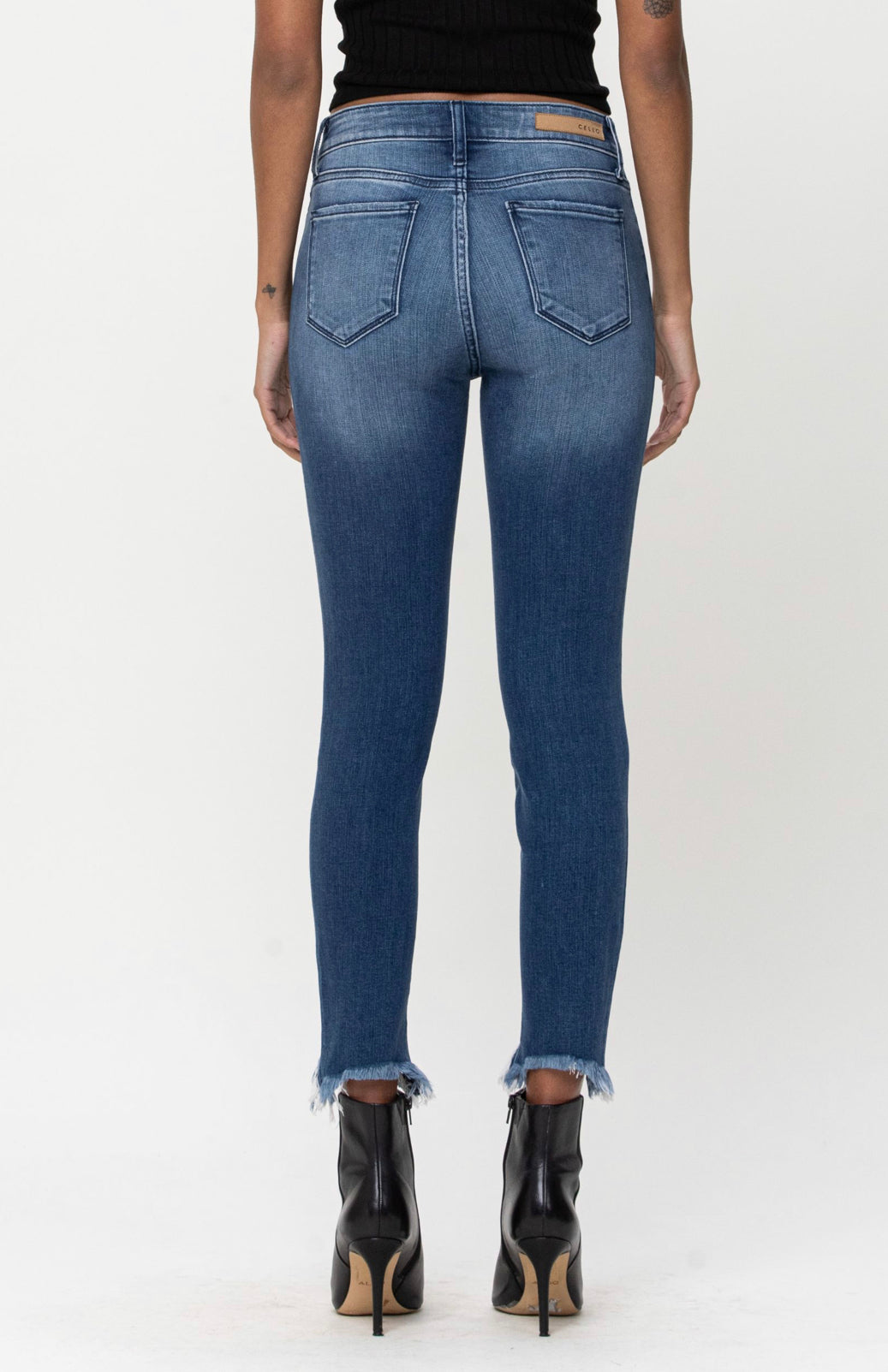 Cello Carrie Mid-Rise Frayed Hem Jeans